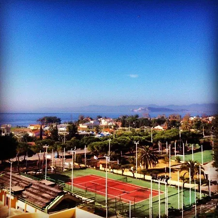 Qt Otel Quartu SantʼElena